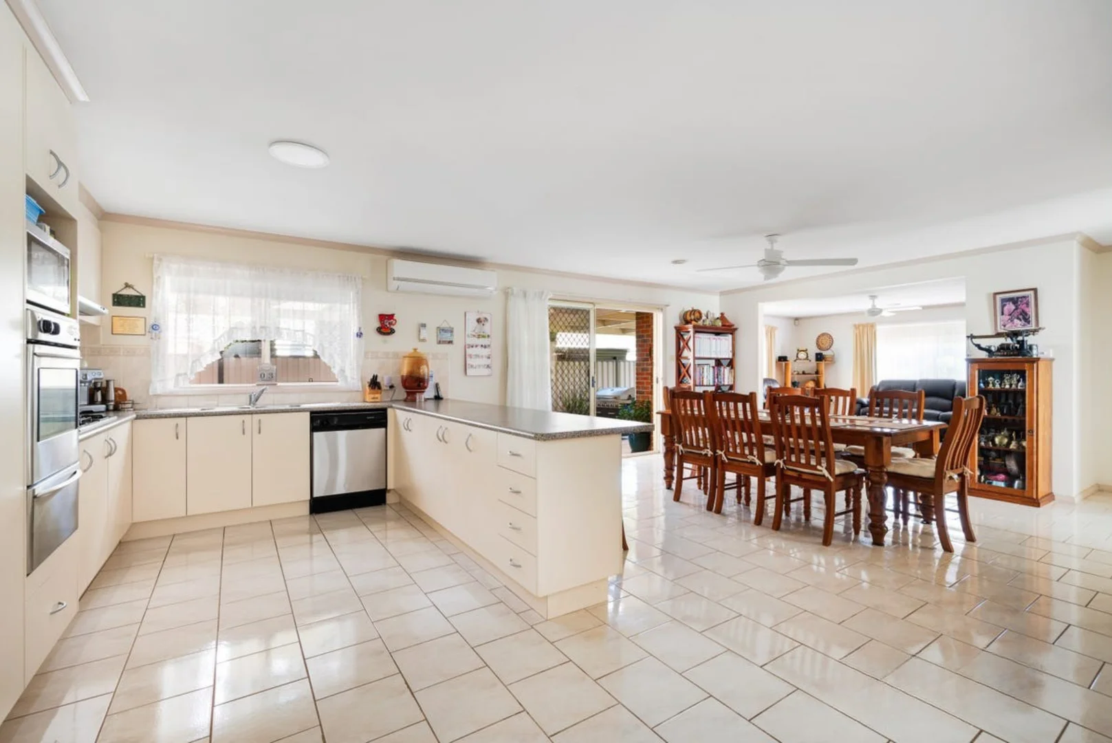 Additional image 4 of 18 Thompson Crescent, Roxburgh Park VIC 3064