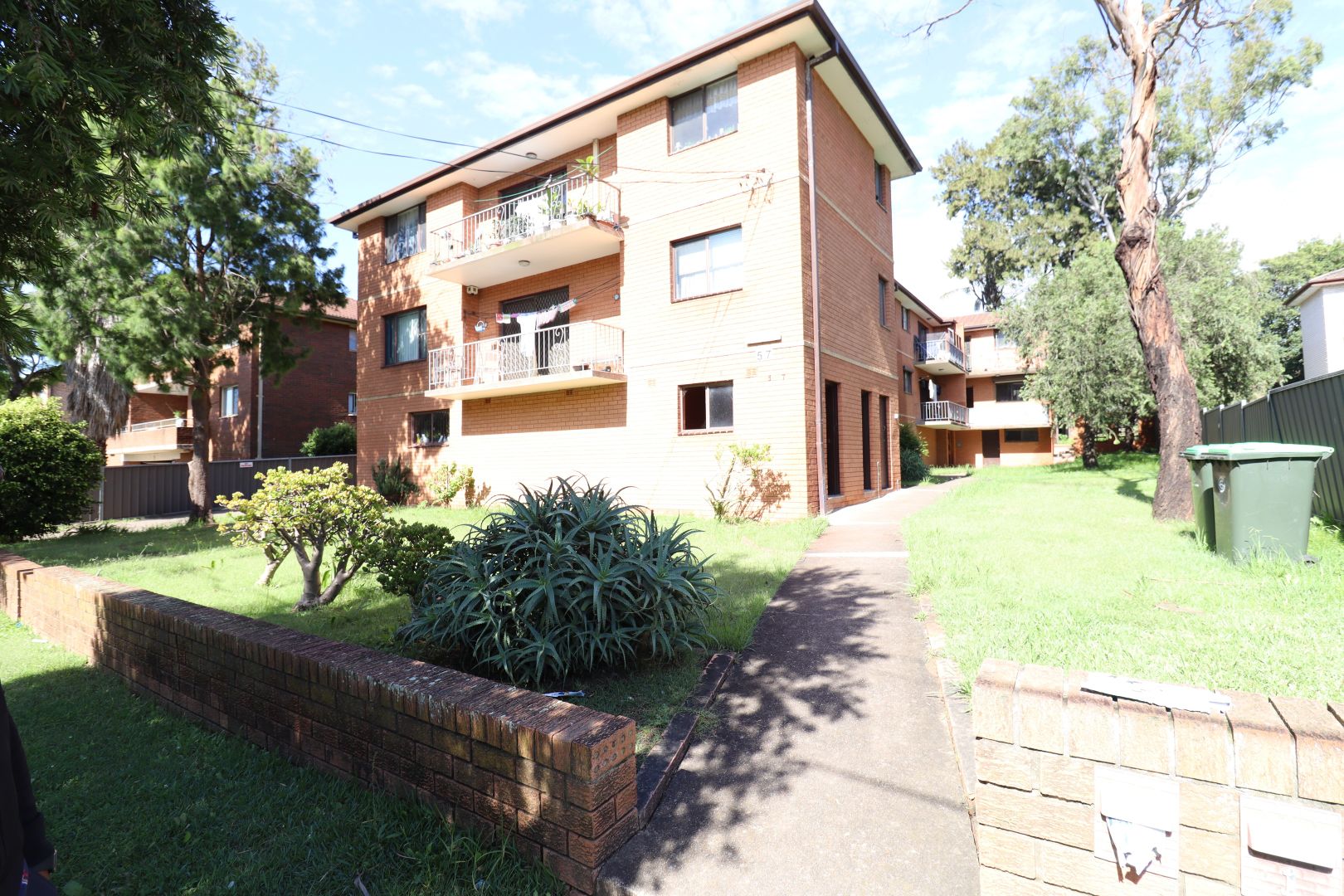 8/5-7 Bellevue Avenue, Lakemba NSW 2195