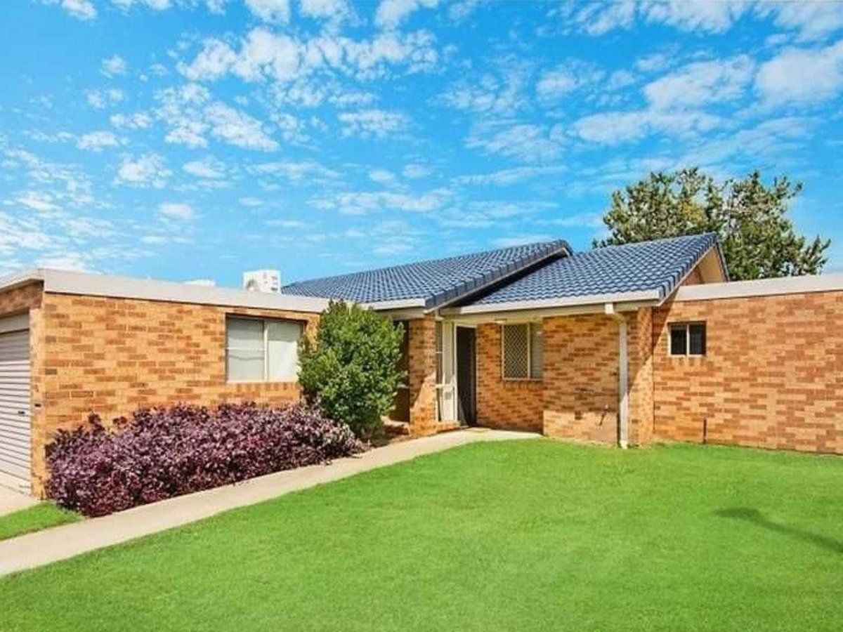 2 bedrooms Apartment / Unit / Flat in 5/6 Jordan Lane CASINO NSW, 2470