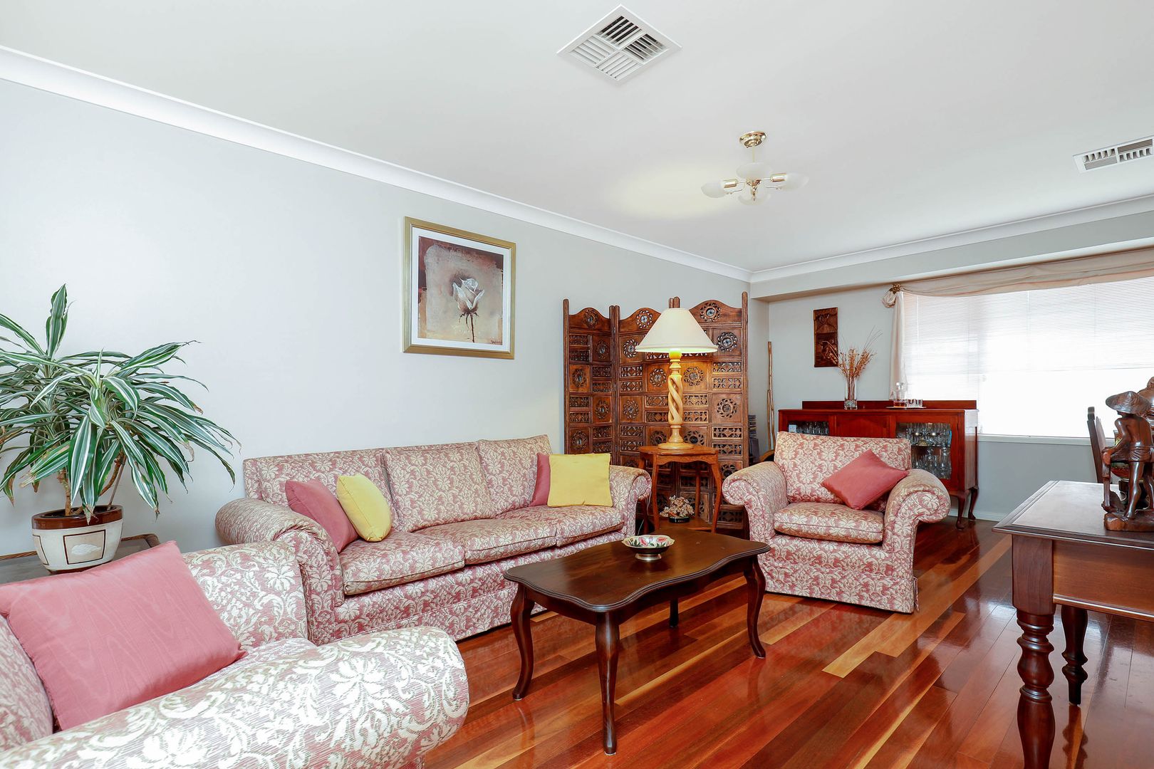 1 Bromus Place, Macquarie Fields NSW 2564, Image 1