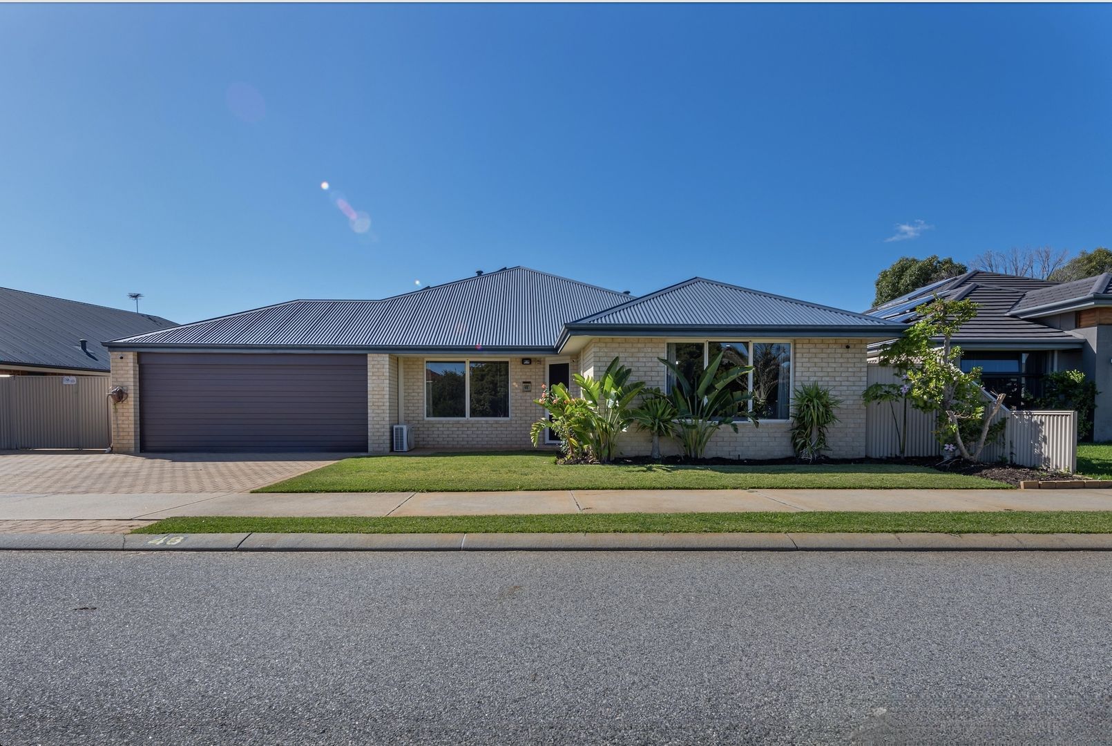 4 bedrooms House in 48 Westlinton Circle WAIKIKI WA, 6169