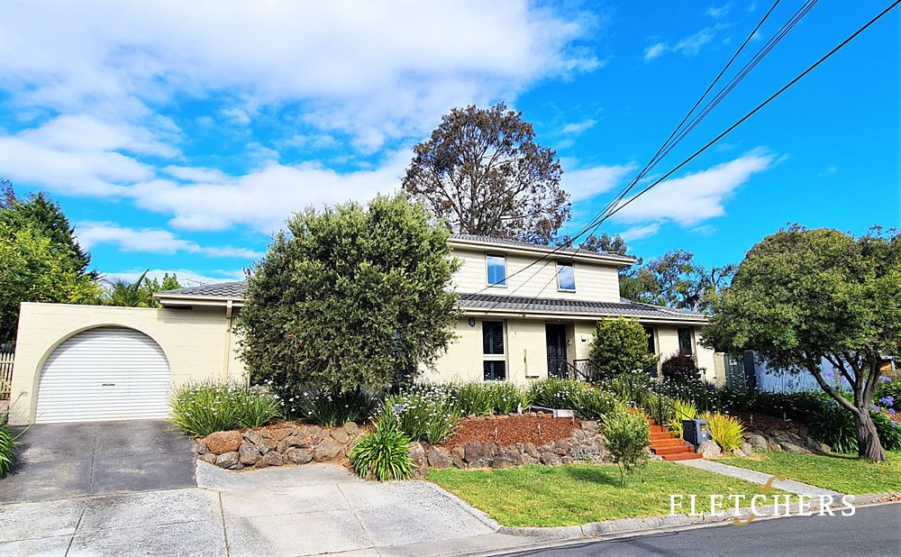 5 bedrooms House in 1 Suzanne Court RINGWOOD NORTH VIC, 3134