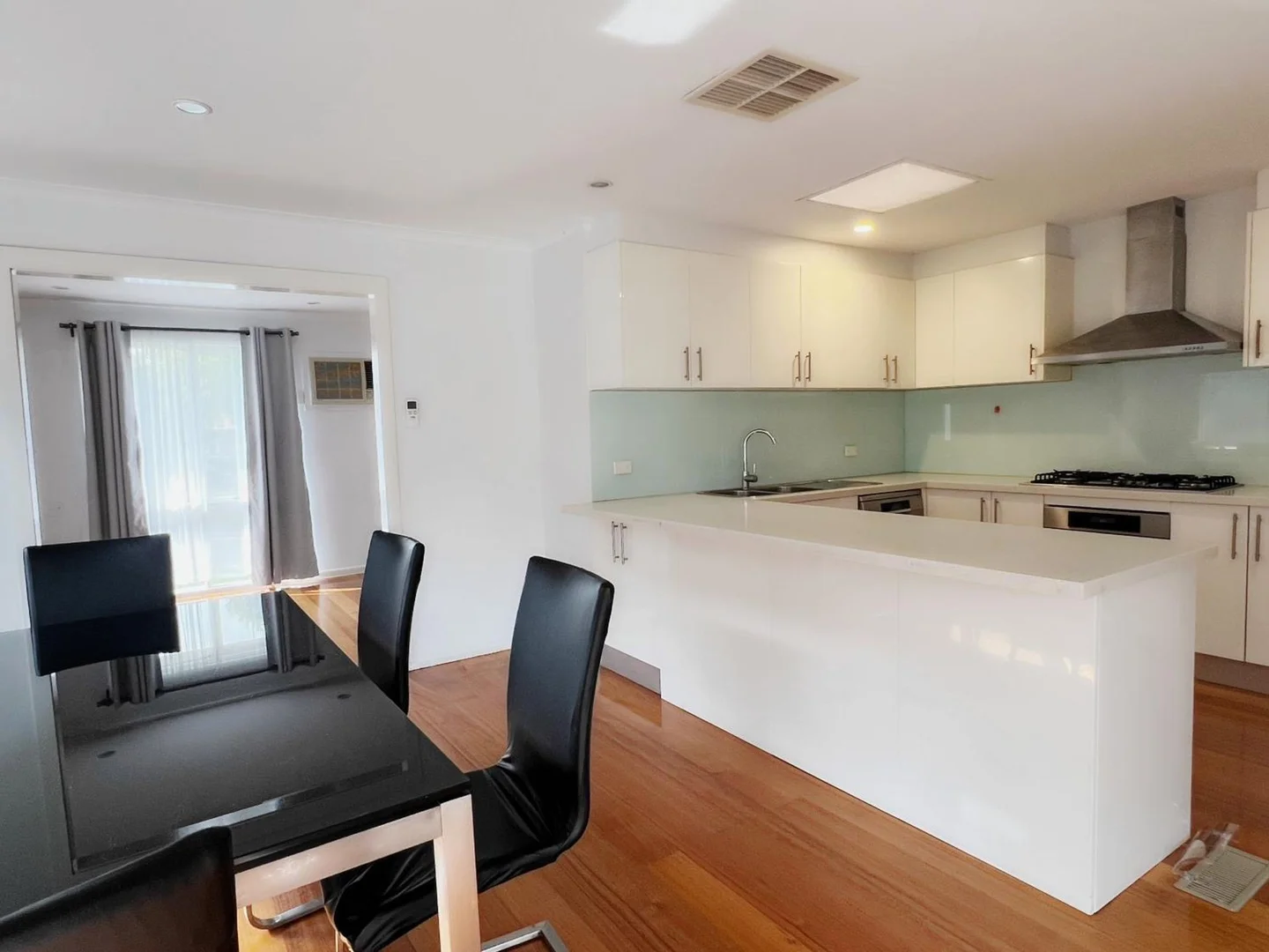 Additional image 3 of 52 Birchfield Cres, Wantirna VIC 3152