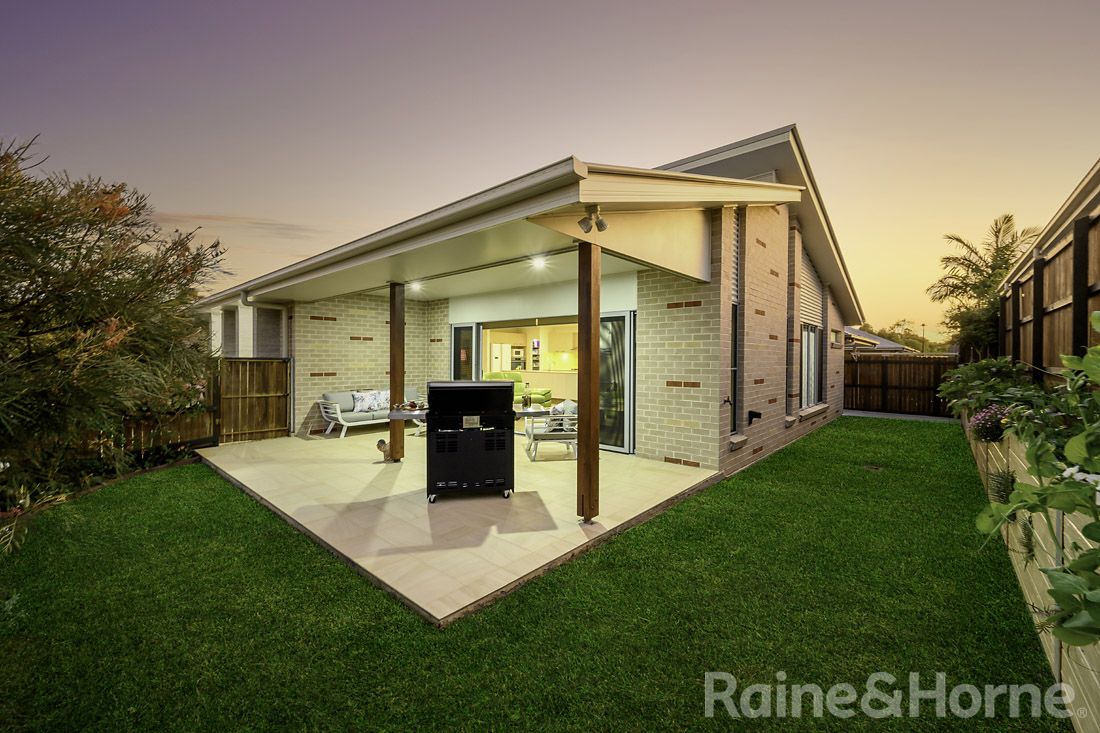 7 Sundown Circuit, North Lakes QLD 4509, Image 2