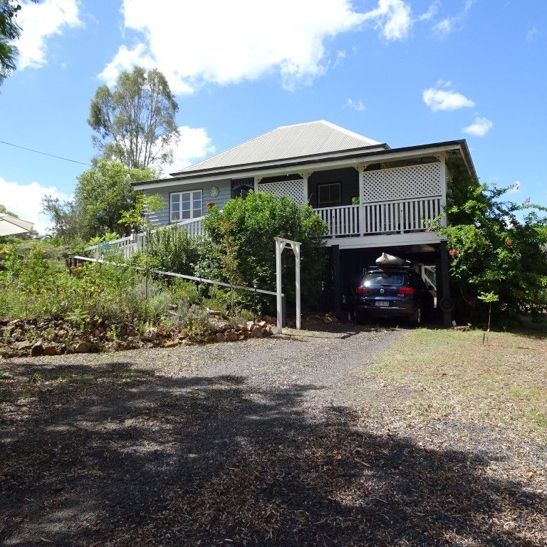 4 Wegert Street, Apple Tree Creek Property History & Address Research