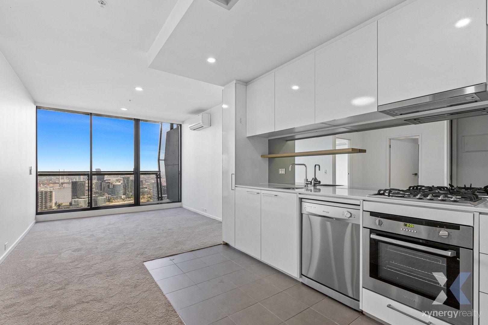 2 bedrooms Apartment / Unit / Flat in 3310/350 William Street MELBOURNE VIC, 3000