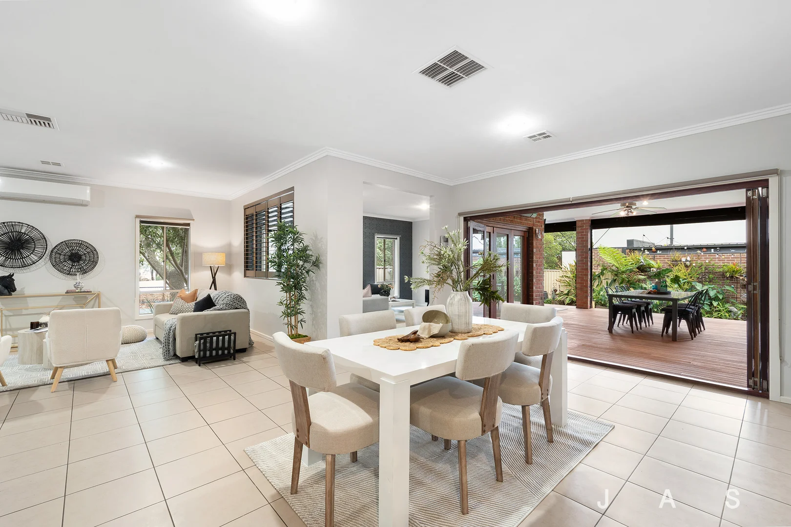 Additional image 5 of 1 Cornwall Road, Sunshine VIC 3020