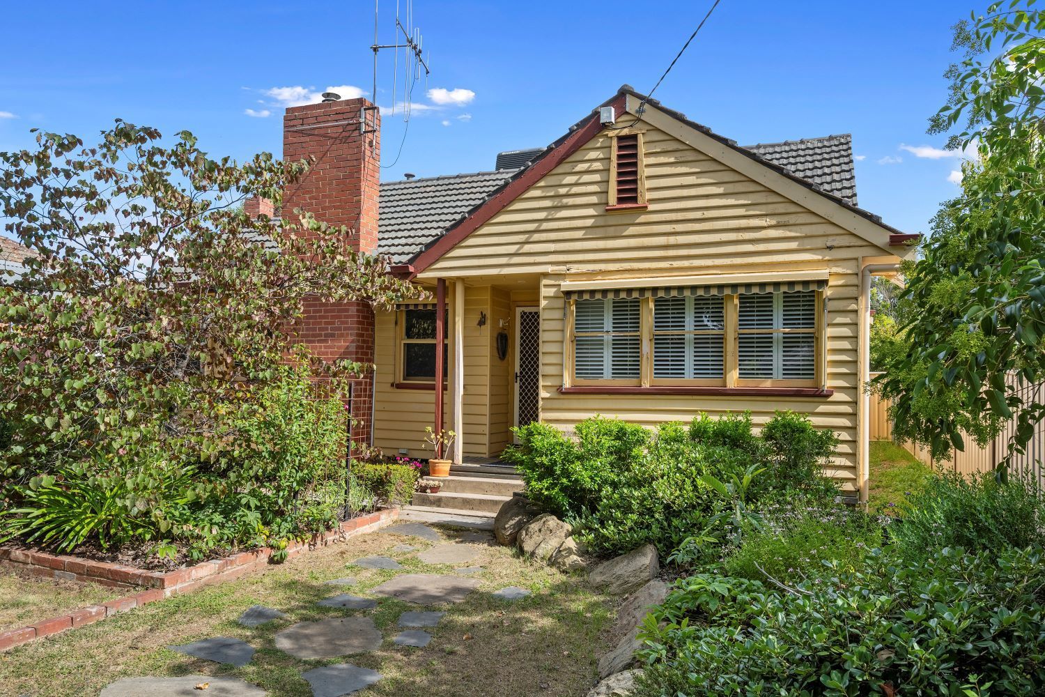 2 Carter Street, Flora Hill VIC 3550, Image 2