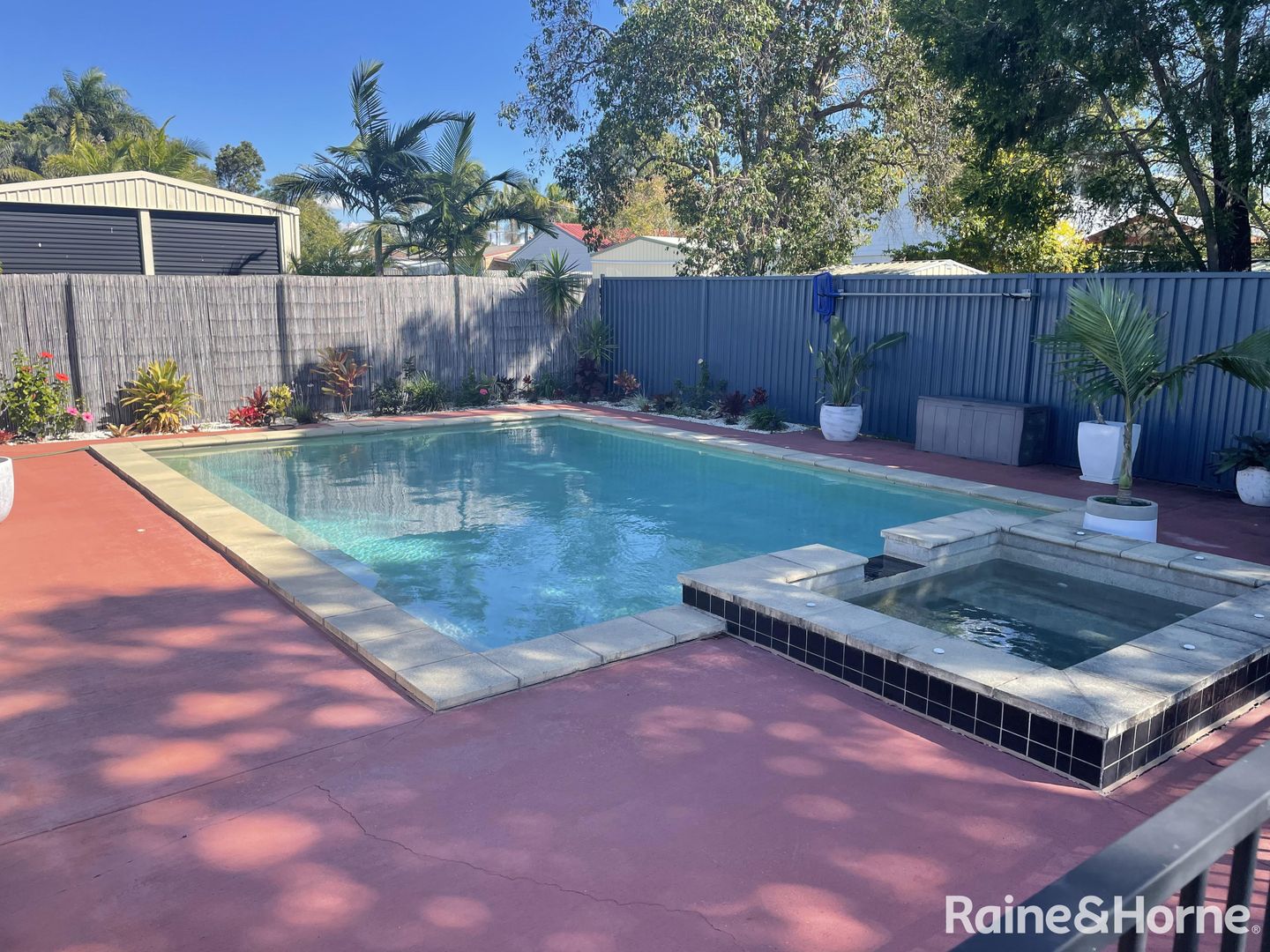 4 bedrooms House in 22 Aberfoyle Drive DECEPTION BAY QLD, 4508