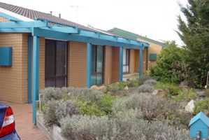 3 bedrooms House in 23 Keverstone Circuit ISABELLA PLAINS ACT, 2905