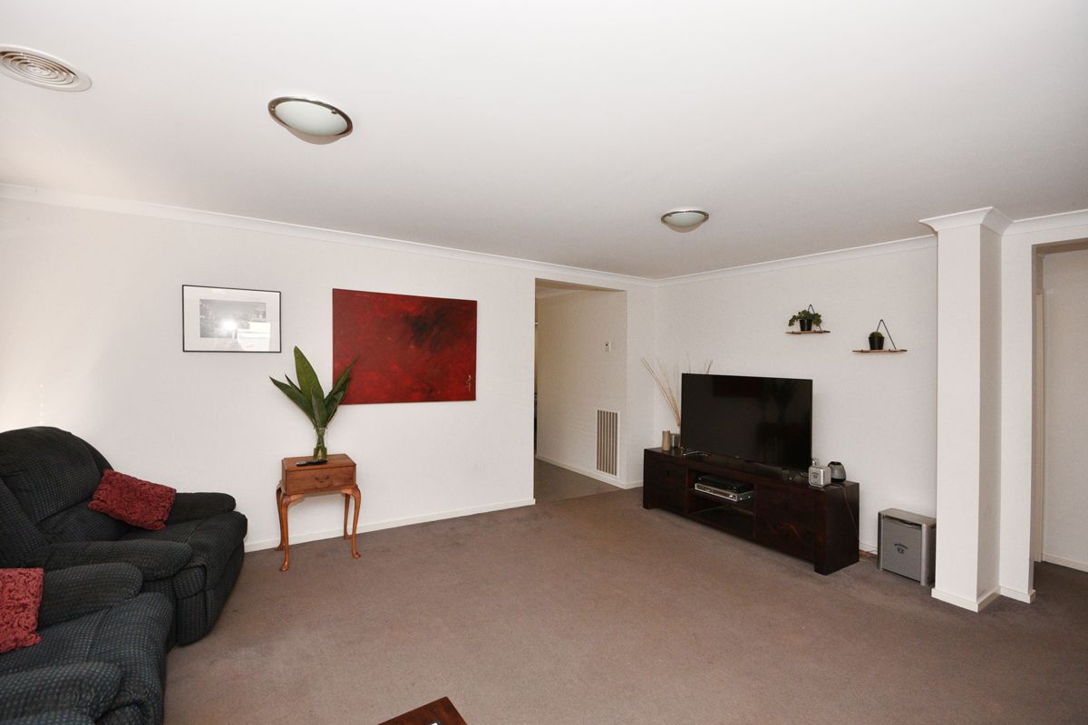 14 Creekside Close, Jackass Flat VIC 3556, Image 2