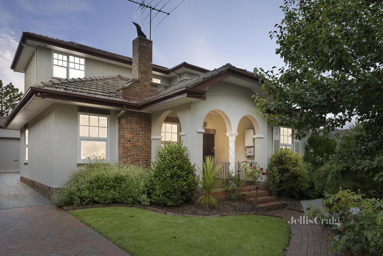 33 Elphin Street, Ivanhoe VIC 3079, Image 0