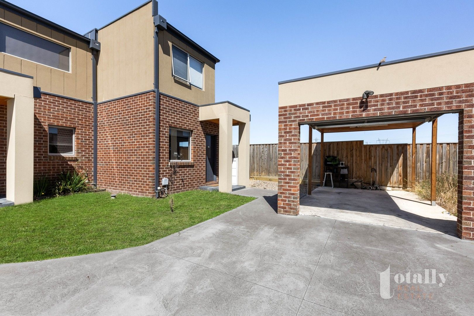 2 bedrooms Townhouse in 9/9 Mulwala Drive DOREEN VIC, 3754