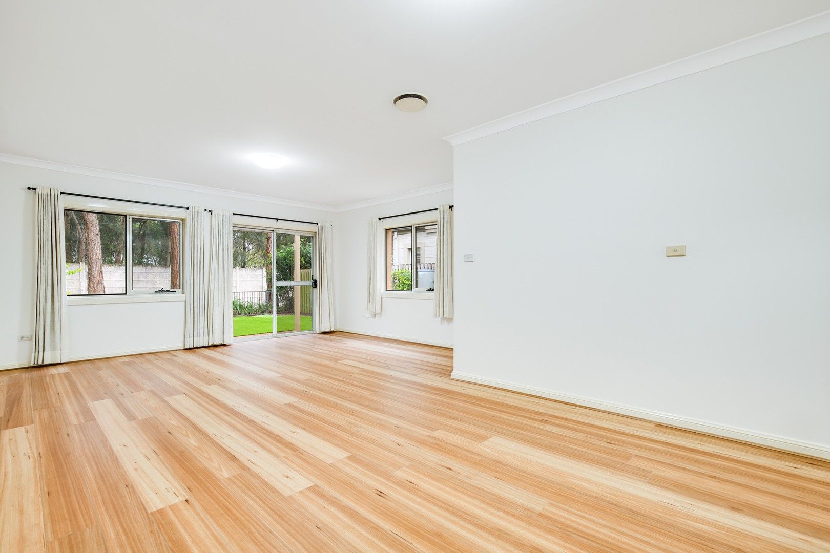 31 Cole Crescent, Liberty Grove NSW 2138 House For Rent 1,200 Domain