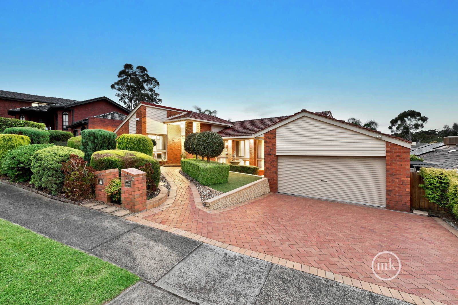 27 Sunrise Drive, Greensborough VIC 3088 Domain
