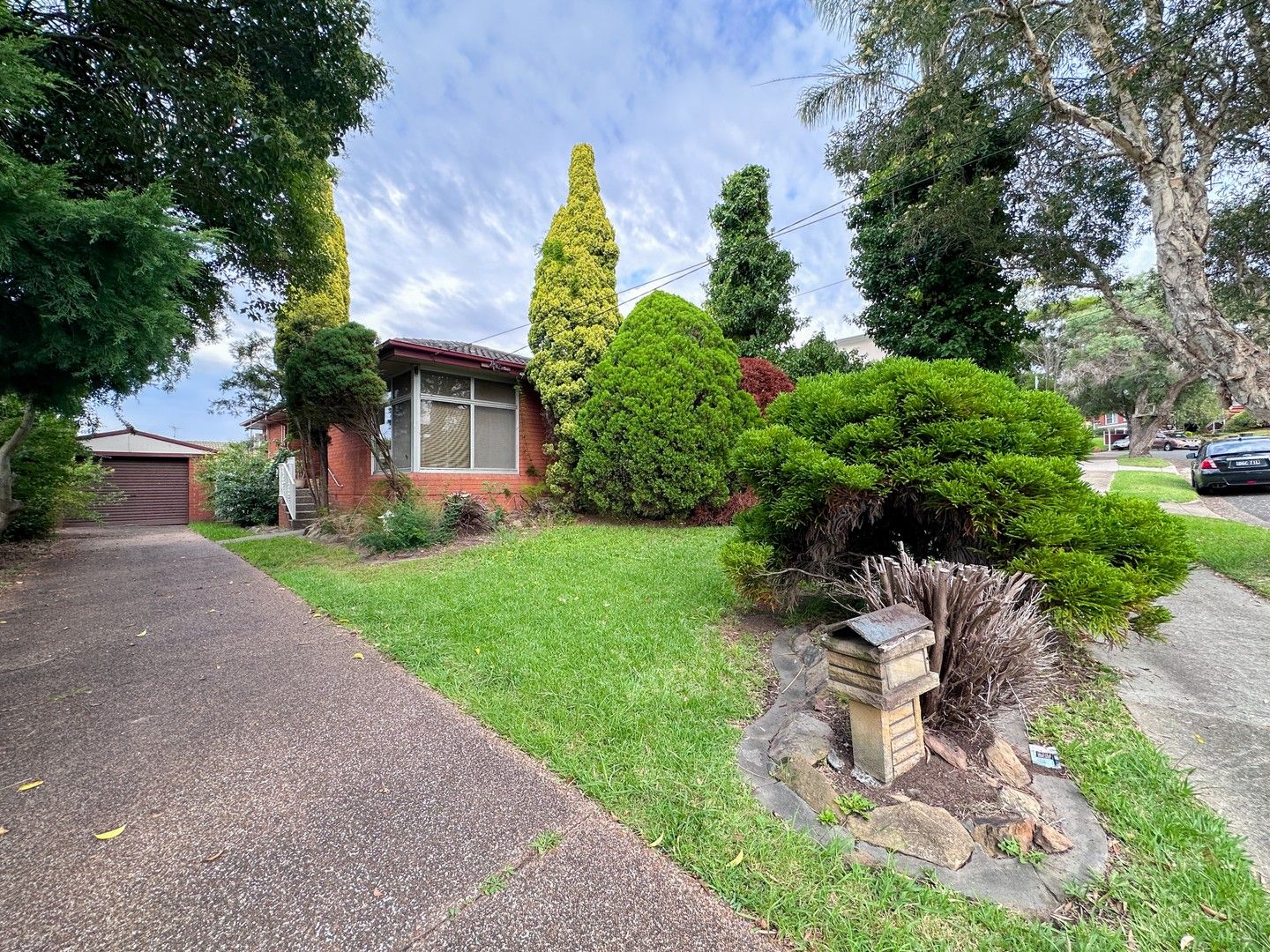 3 bedrooms House in 29 Pritchard Place PEAKHURST NSW, 2210