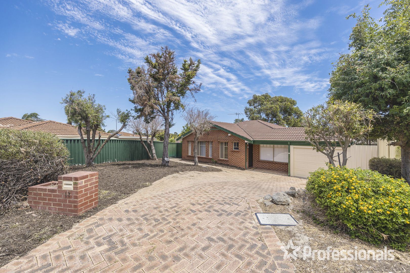 17 Rickmann Place, Marangaroo WA 6064, Image 1