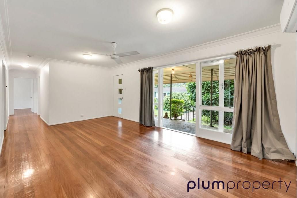 3 Cromarty Street, Kenmore QLD 4069, Image 2