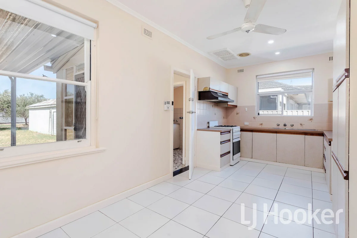 Additional image 9 of 11 Russ Avenue, Seaton SA 5023