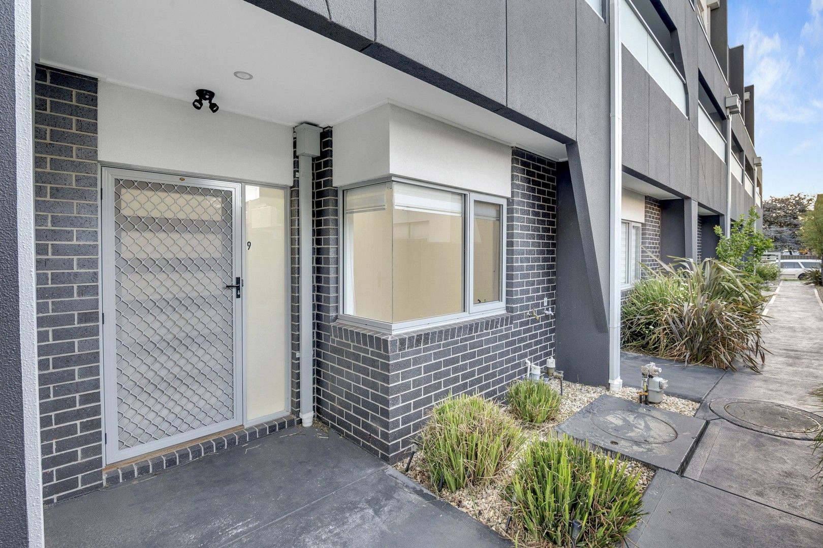 9/61-85 Punt Street, Craigieburn VIC 3064, Image 0