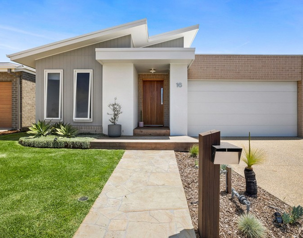 16 Scott Avenue, Torquay VIC 3228