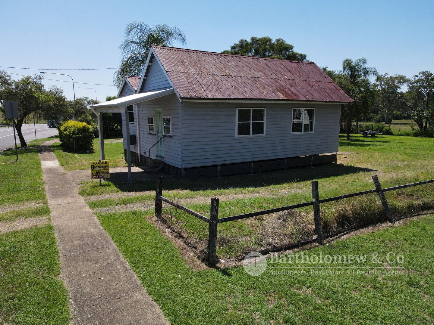 26 Fassifern Street, Peak Crossing QLD 4306, Image 0