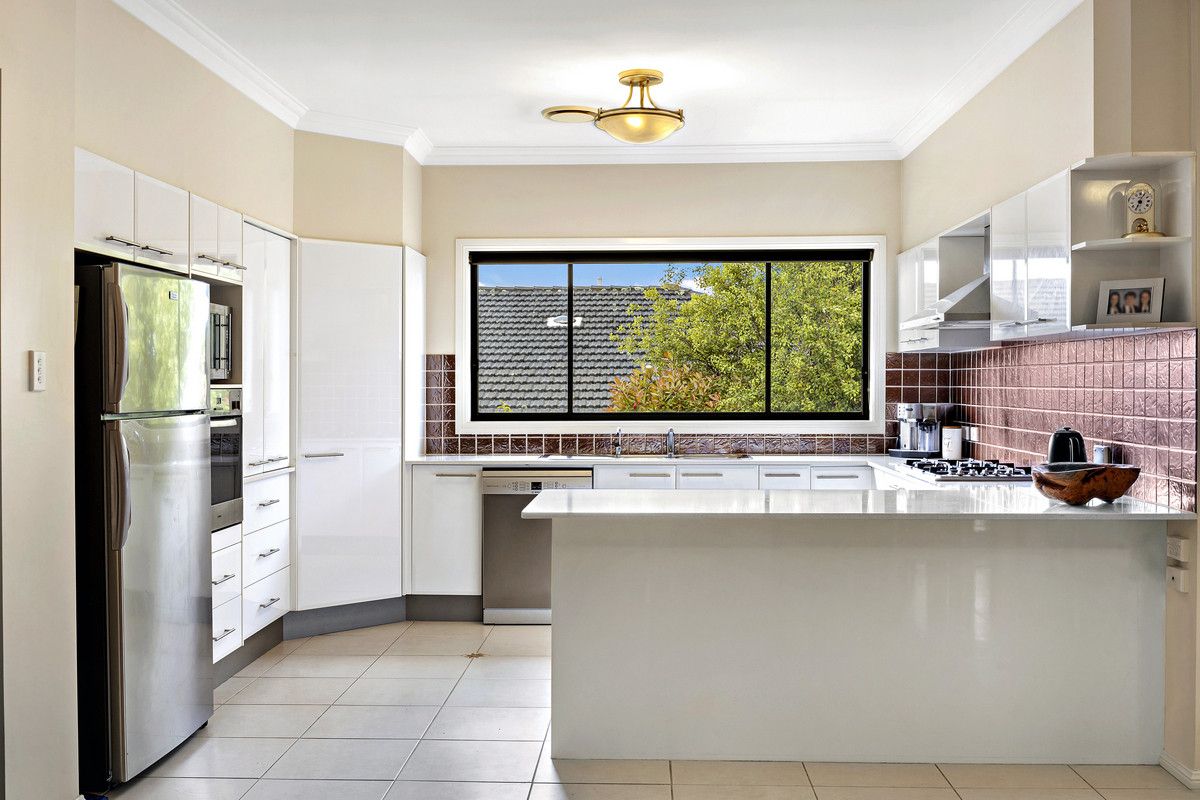 6 Robertson Street, Bowenfels NSW 2790, Image 1