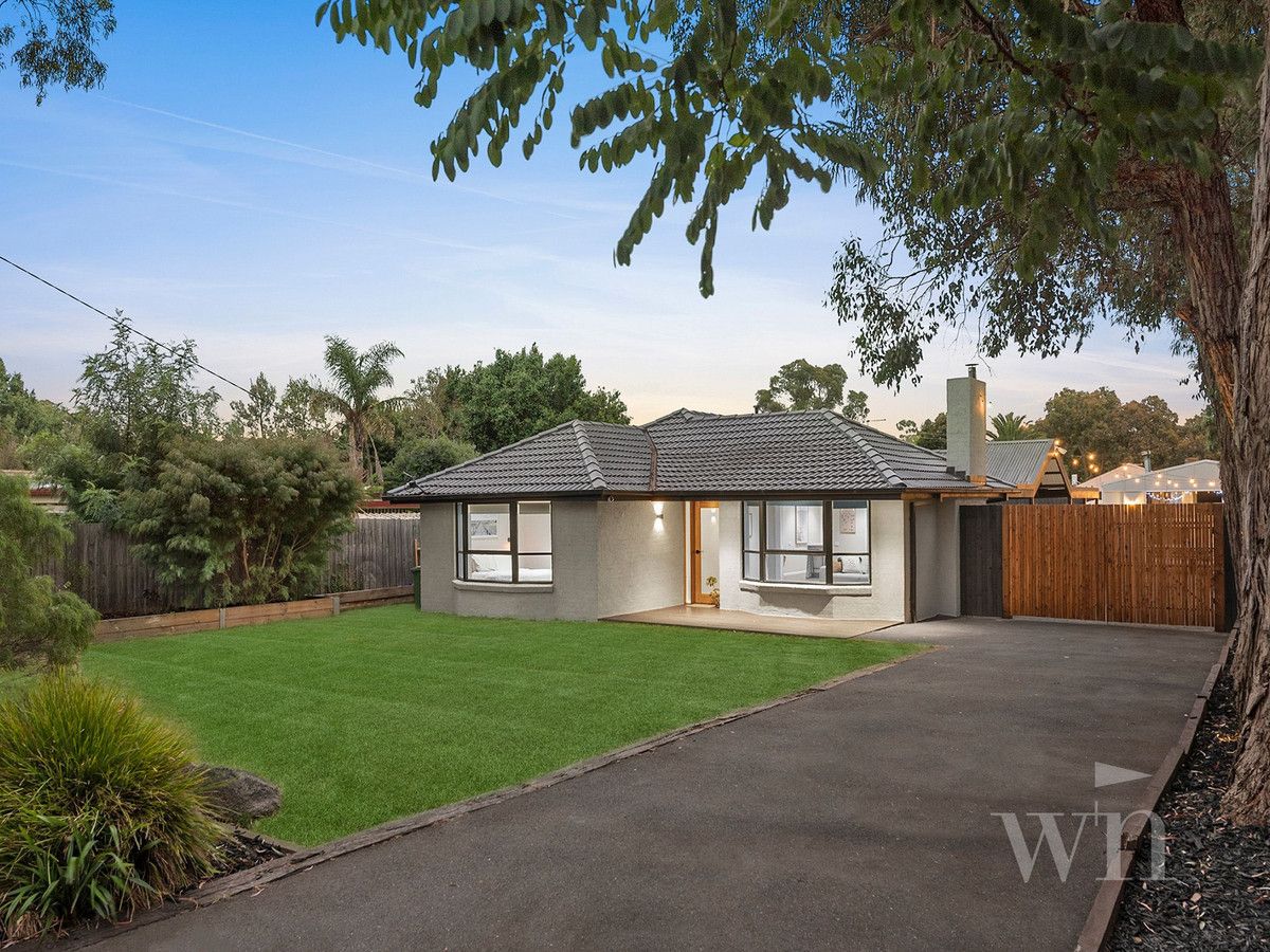 4 bedrooms House in 9 Feltham Street PEARCEDALE VIC, 3912