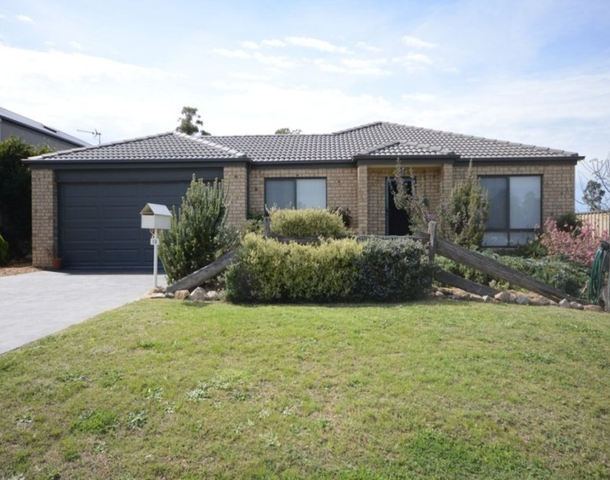 13 Ballantine Street, Bairnsdale VIC 3875