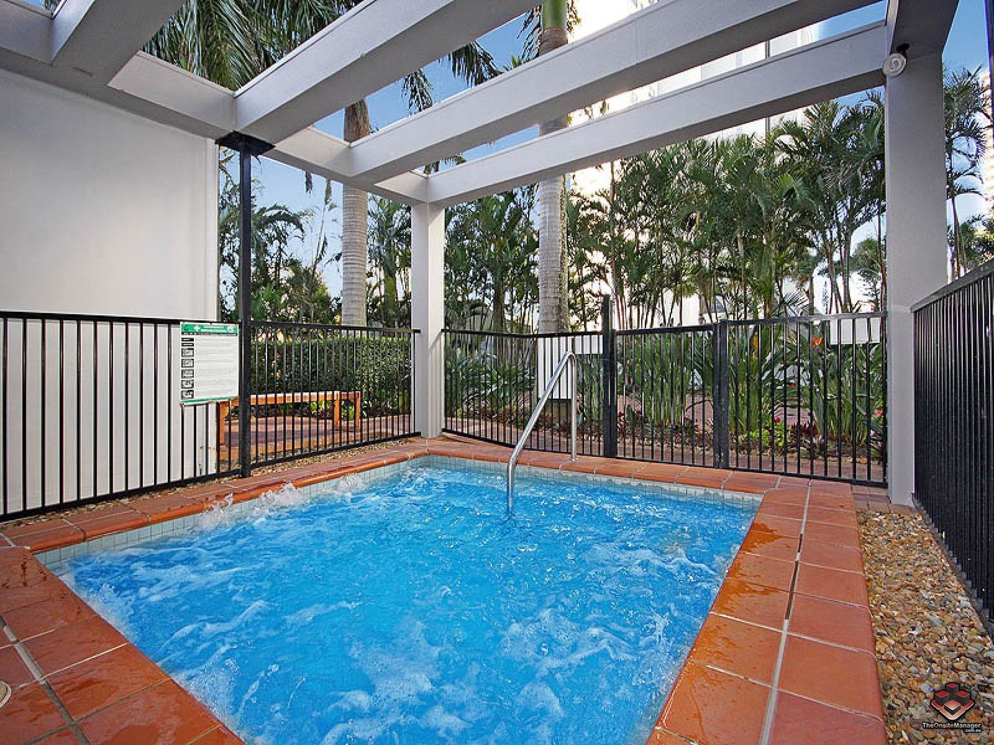 Surfers Paradise QLD 4217 1 bed apartment for Rent, 450 15227966