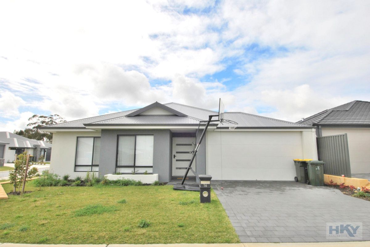 4 bedrooms House in 16 Oldbury Street AVELEY WA, 6069