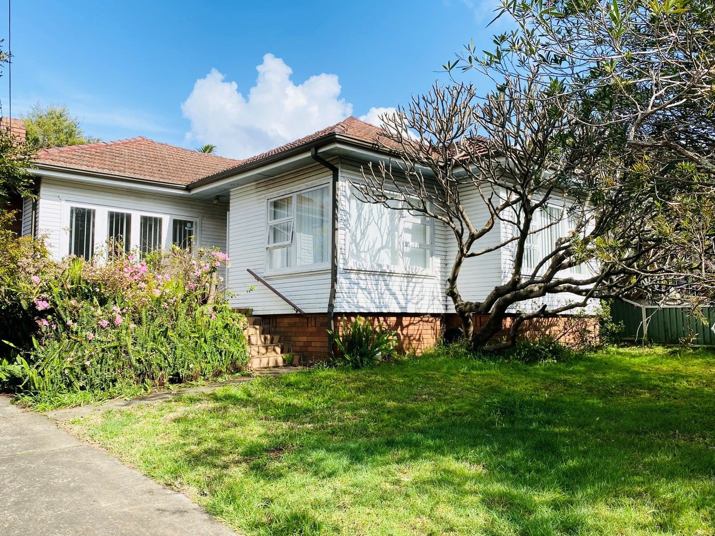 2 bedrooms House in 1/10 Lorna Avenue NORTH RYDE NSW, 2113