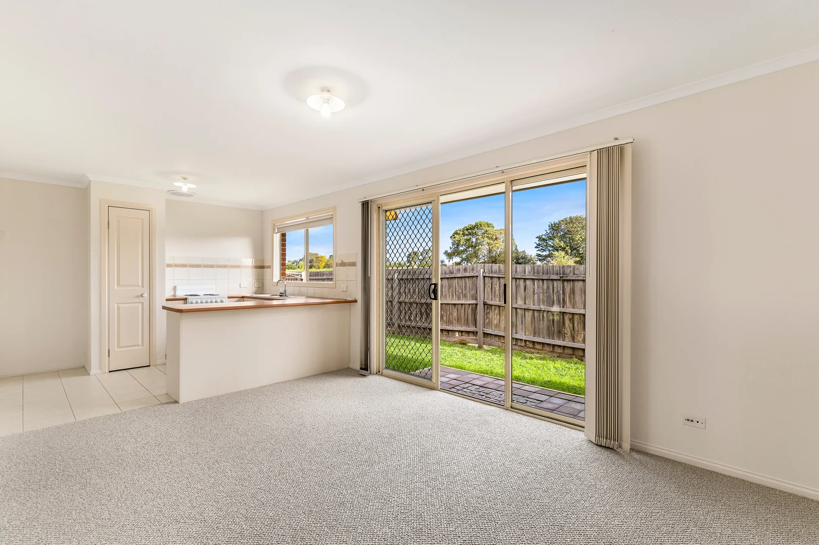 Additional image 4 of 11/21 Merrijig Avenue, Cranbourne VIC 3977