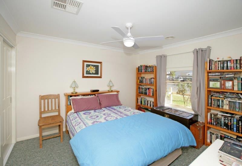 58 Bolton St, JUNEE NSW 2663, Image 2