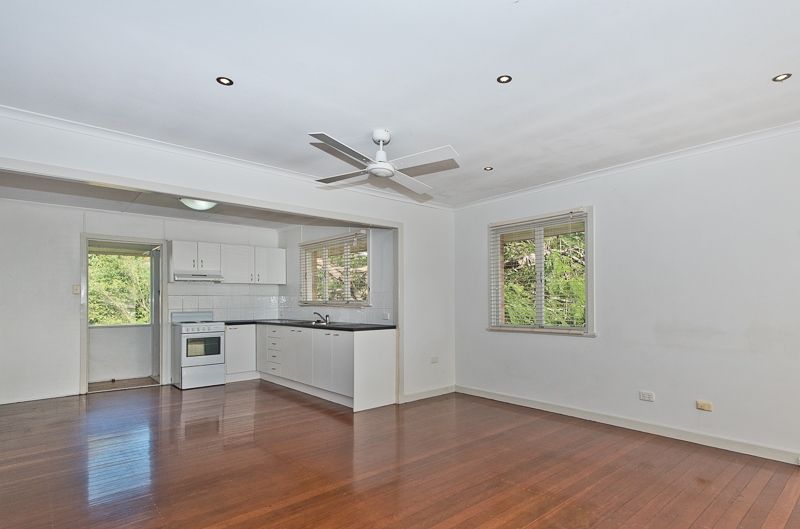 No. 18 Bruce Street, Chermside QLD 4032, Image 2