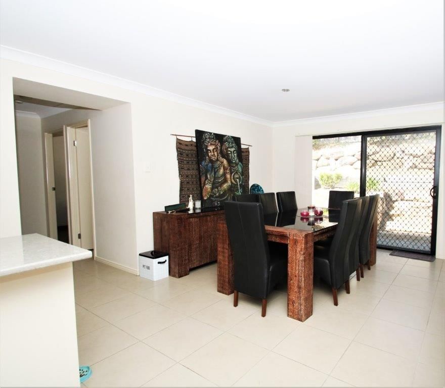 32 Bellinger Key, Pacific Pines QLD 4211, Image 2