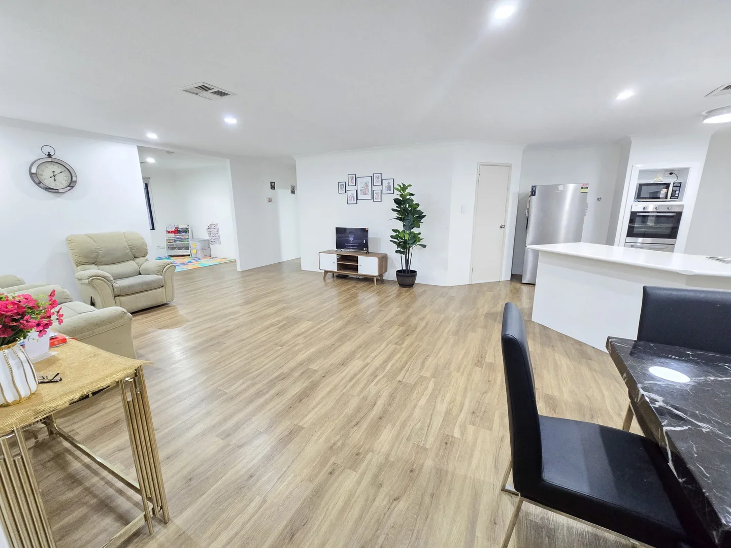 Additional image 4 of 8 Brittania Parade, Wandina WA 6530