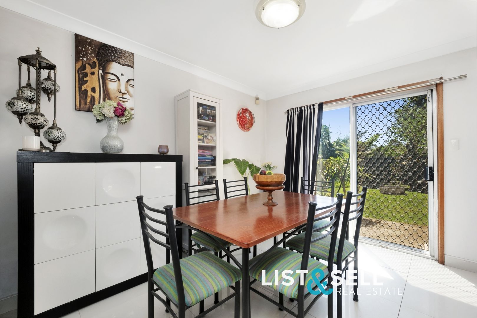 4/12 Parliament Road, Macquarie Fields NSW 2564, Image 2