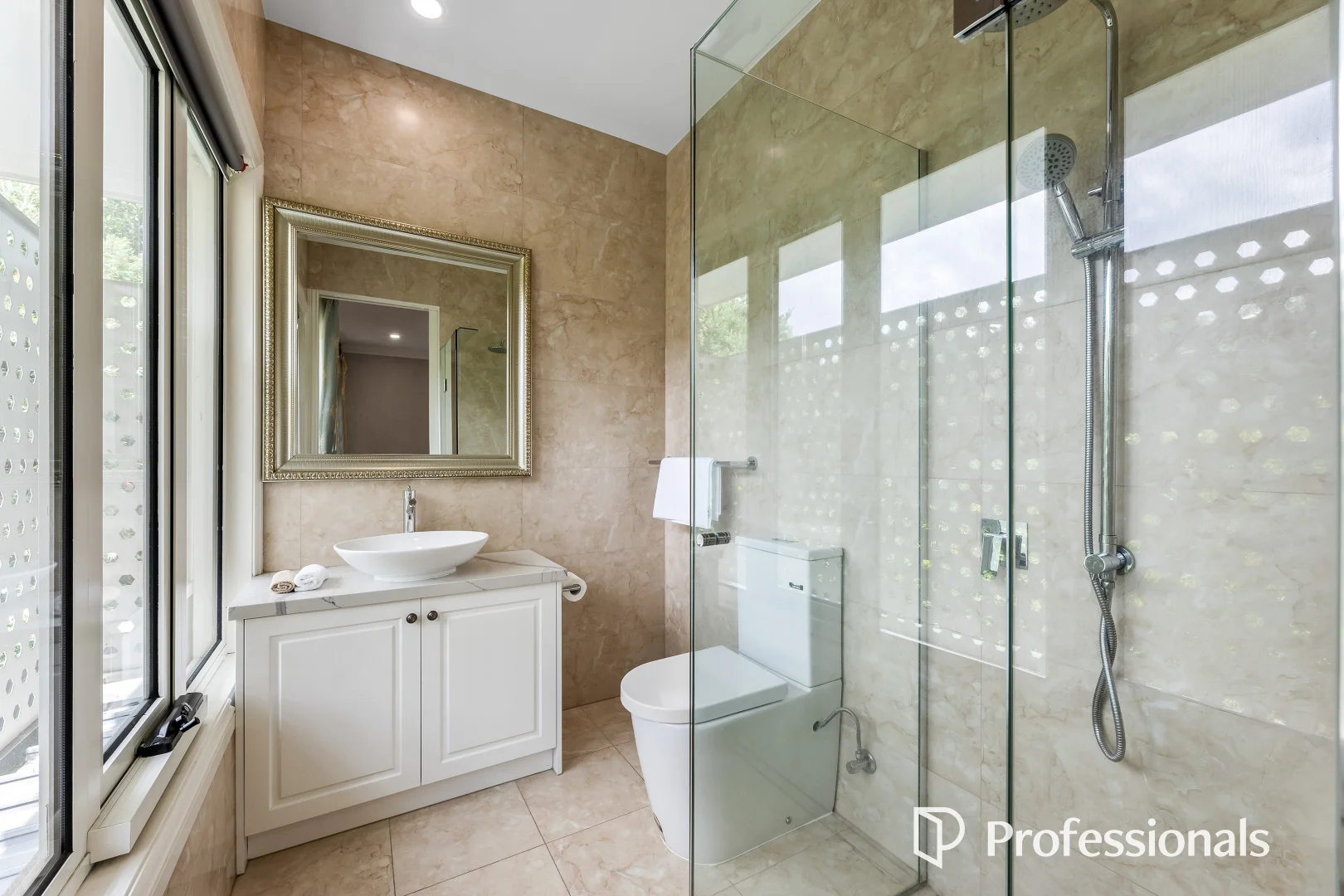 Additional image 10 of 2/18 Grandview Road, Box Hill South VIC 3128