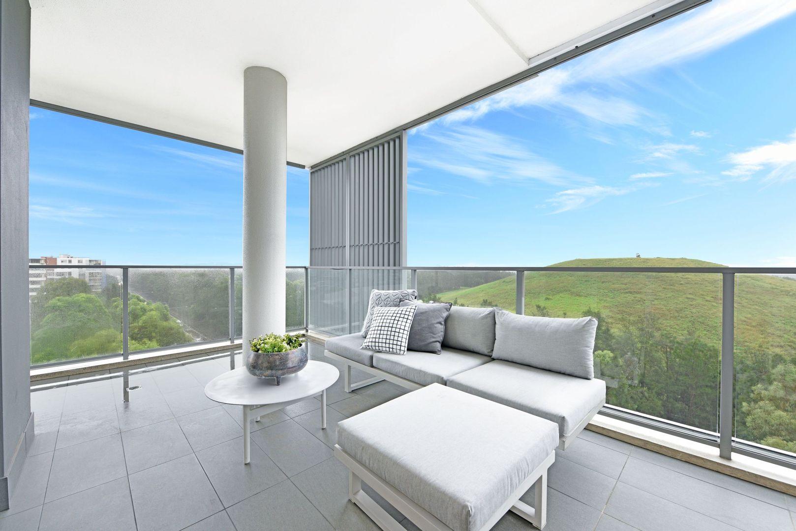 702/41 Hill Road, Wentworth Point NSW 2127