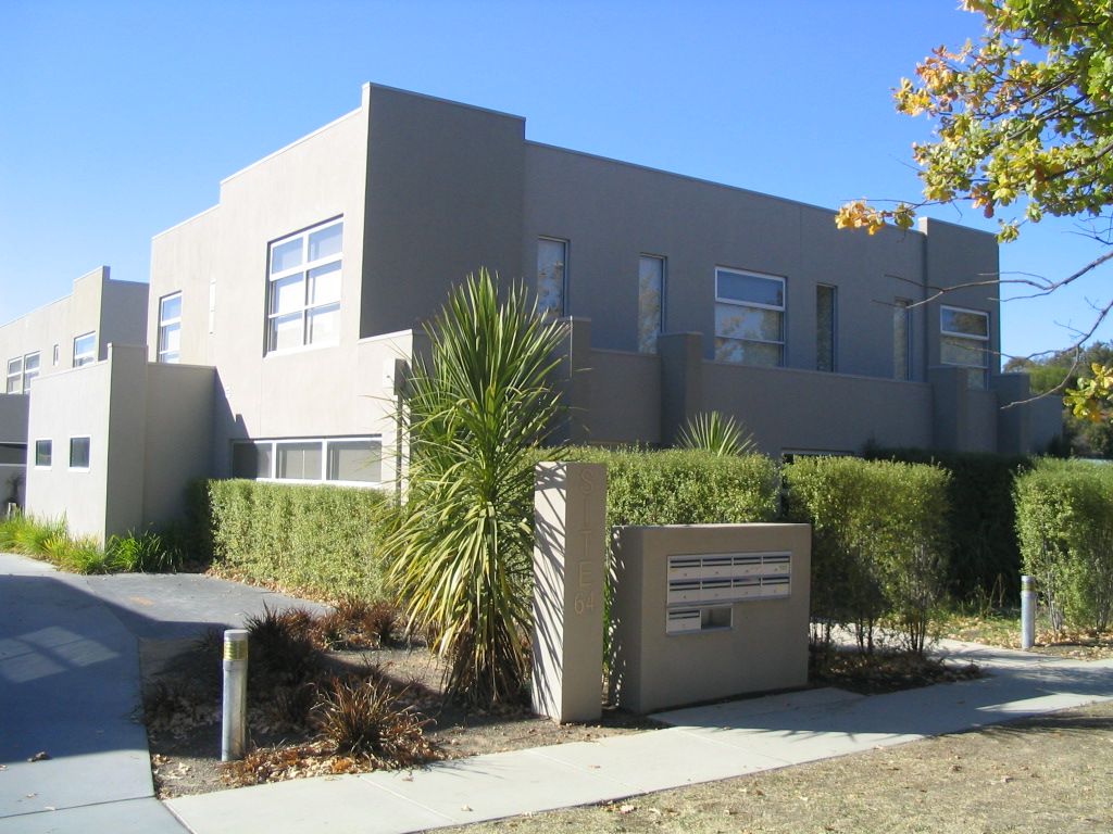 3 bedrooms Townhouse in 12/64 Wattle St LYNEHAM ACT, 2602