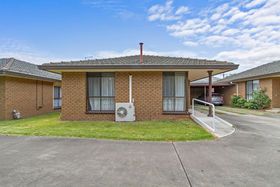 2 bedrooms Townhouse in 2/40 Ross Street SALE VIC, 3850