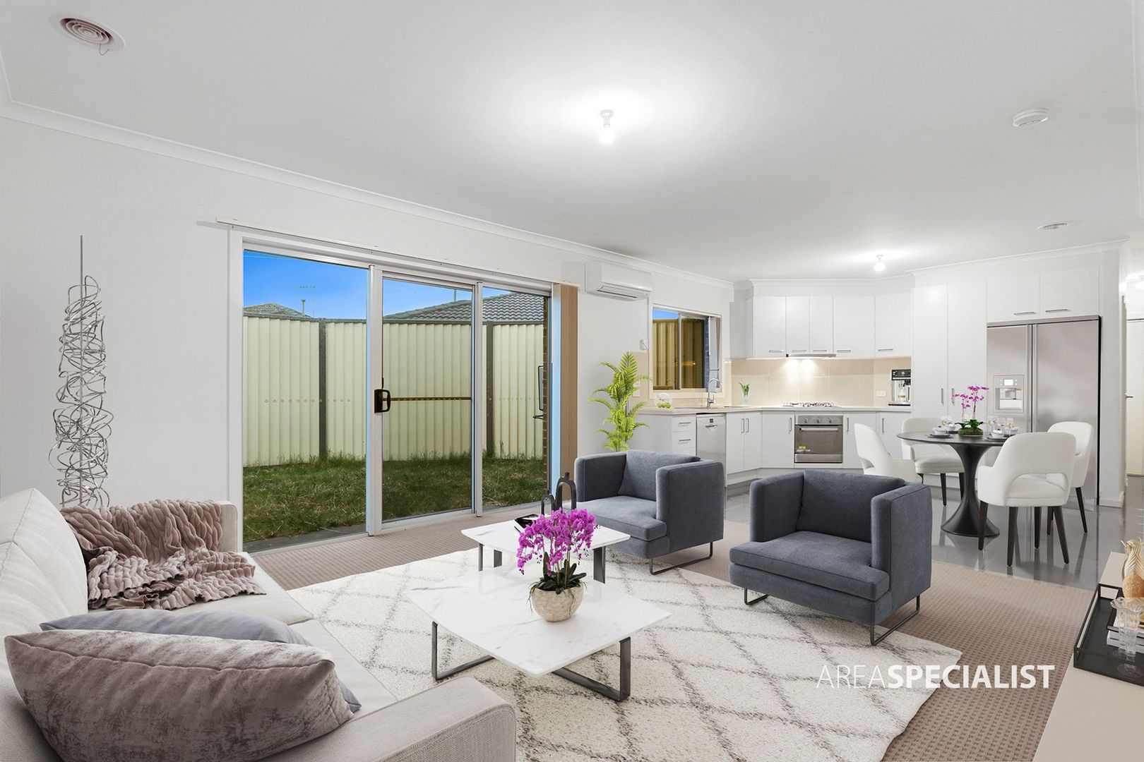 35 Sallys Run, Hampton Park VIC 3976, Image 1