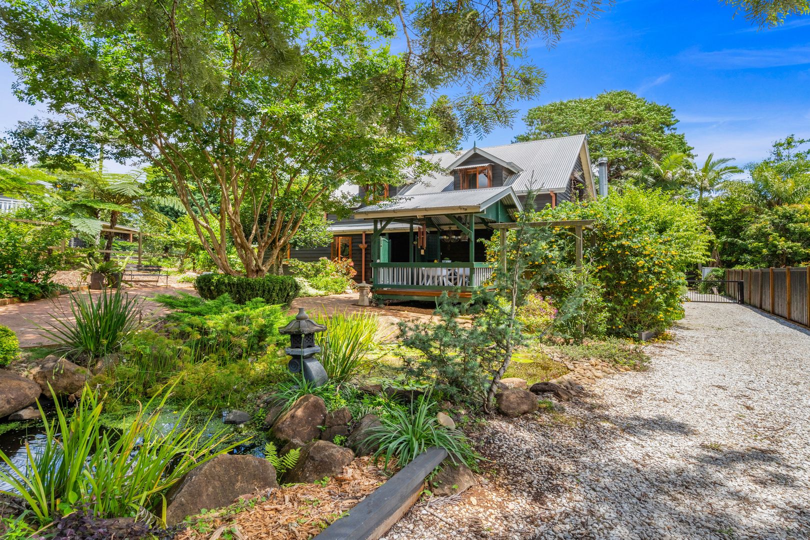 16 Ben Nevis Street Tamborine Mountain Qld 4272 Domain