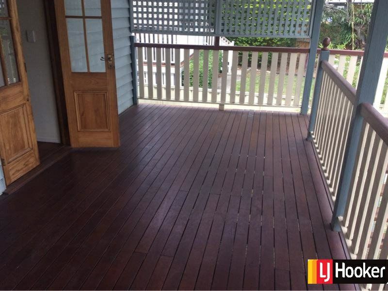3 bedrooms House in 32 York Street COORPAROO QLD, 4151