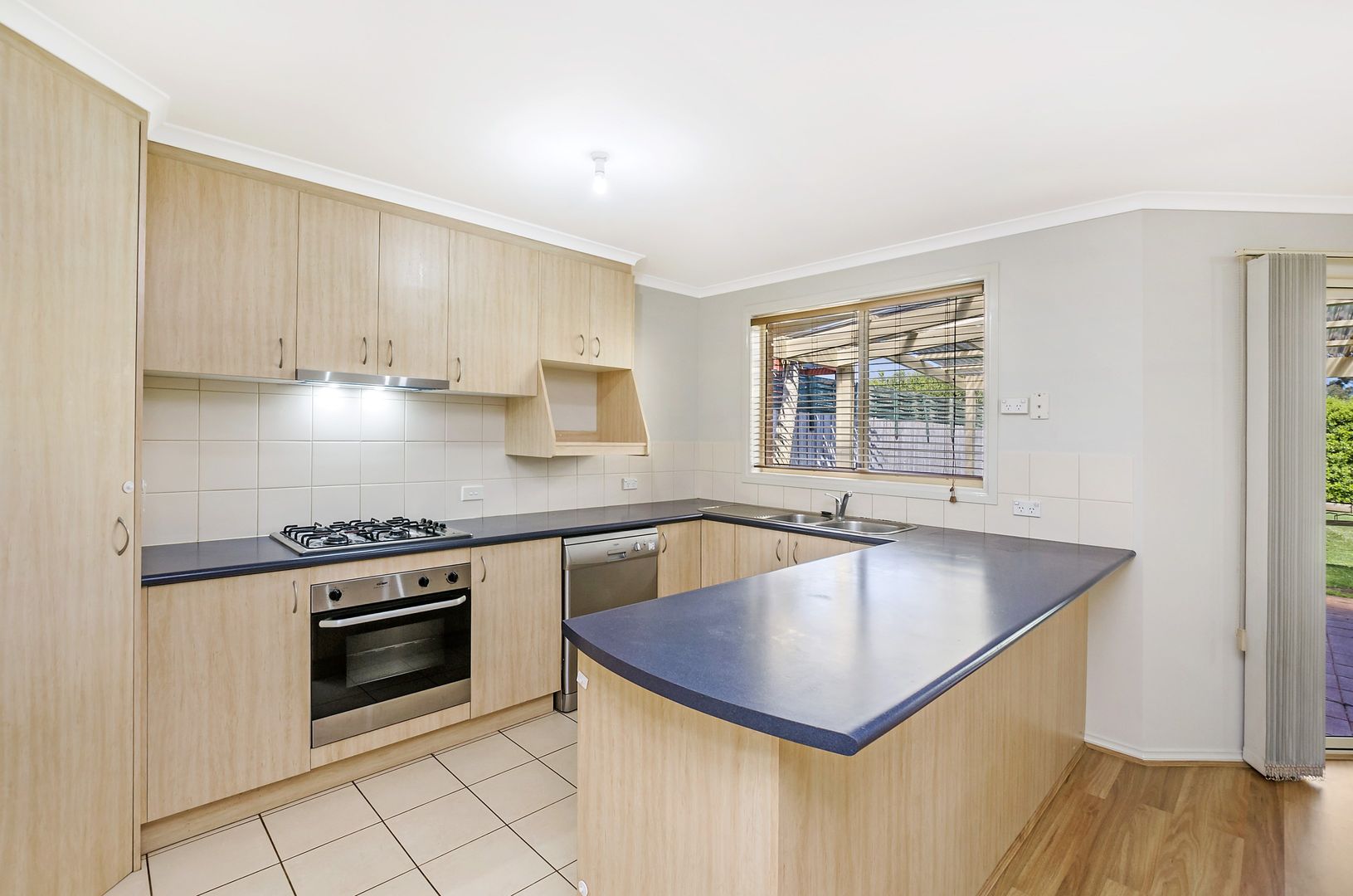 7 Grauers Road, Allansford VIC 3277, Image 2