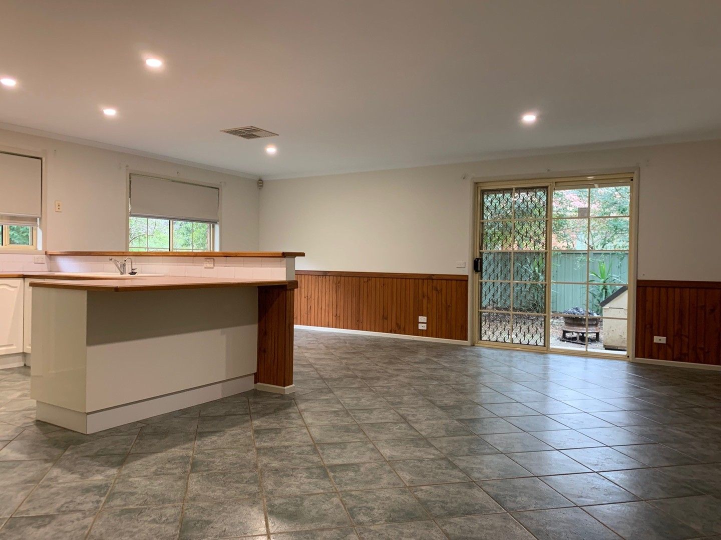 3 bedrooms House in 6 Bower Place WODONGA VIC, 3690