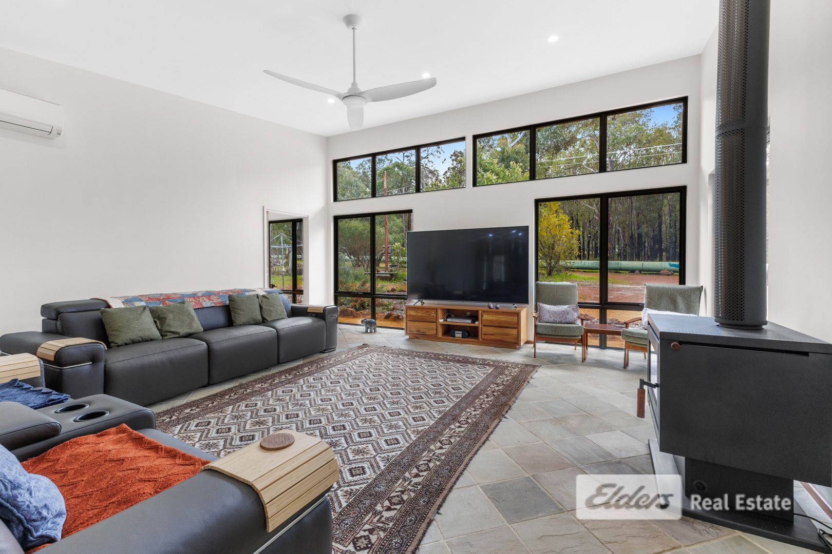 292 Booth Street, Collie WA 6225, Image 2