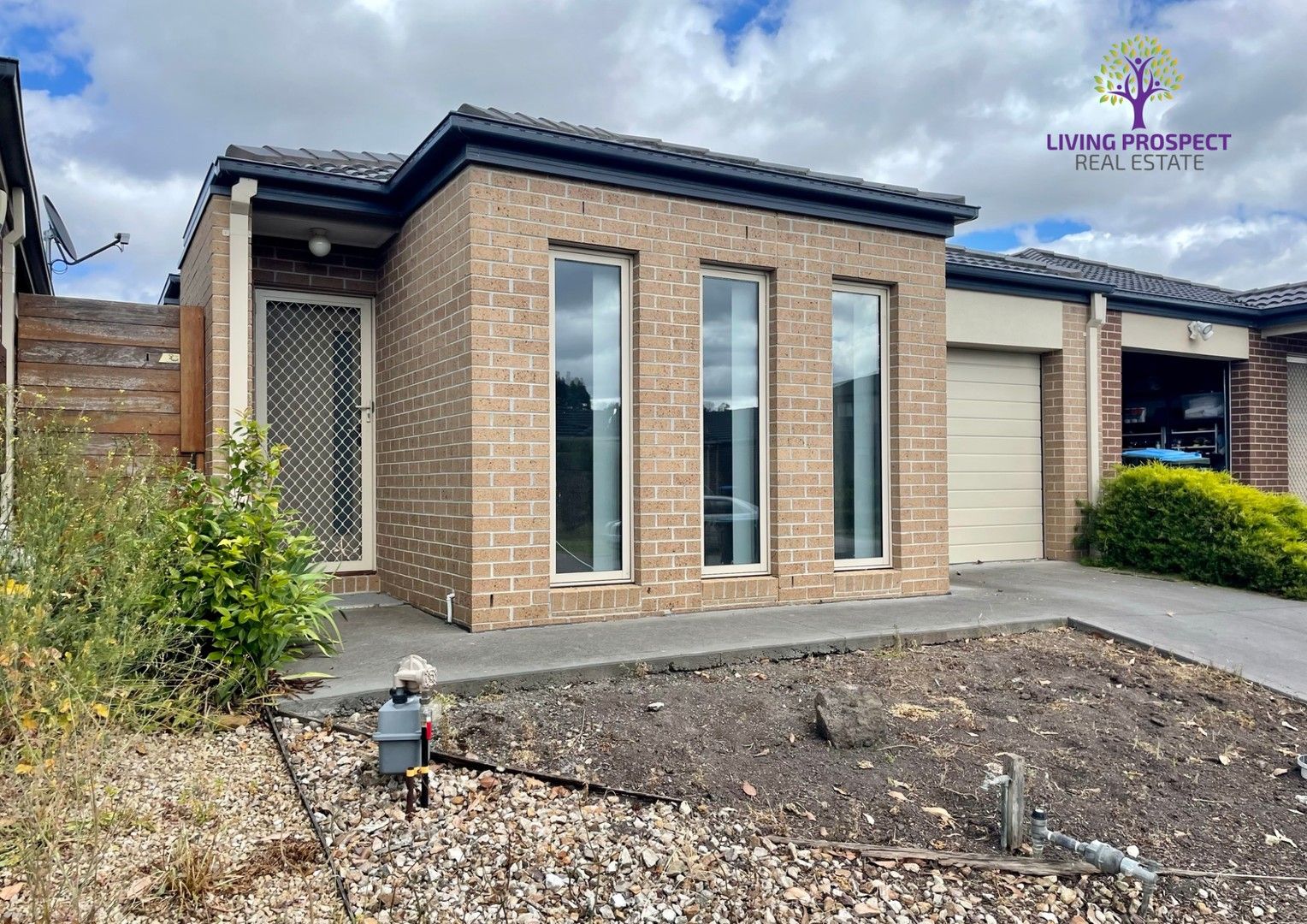 3 bedrooms House in 14 Treeleaf Avenue POINT COOK VIC, 3030