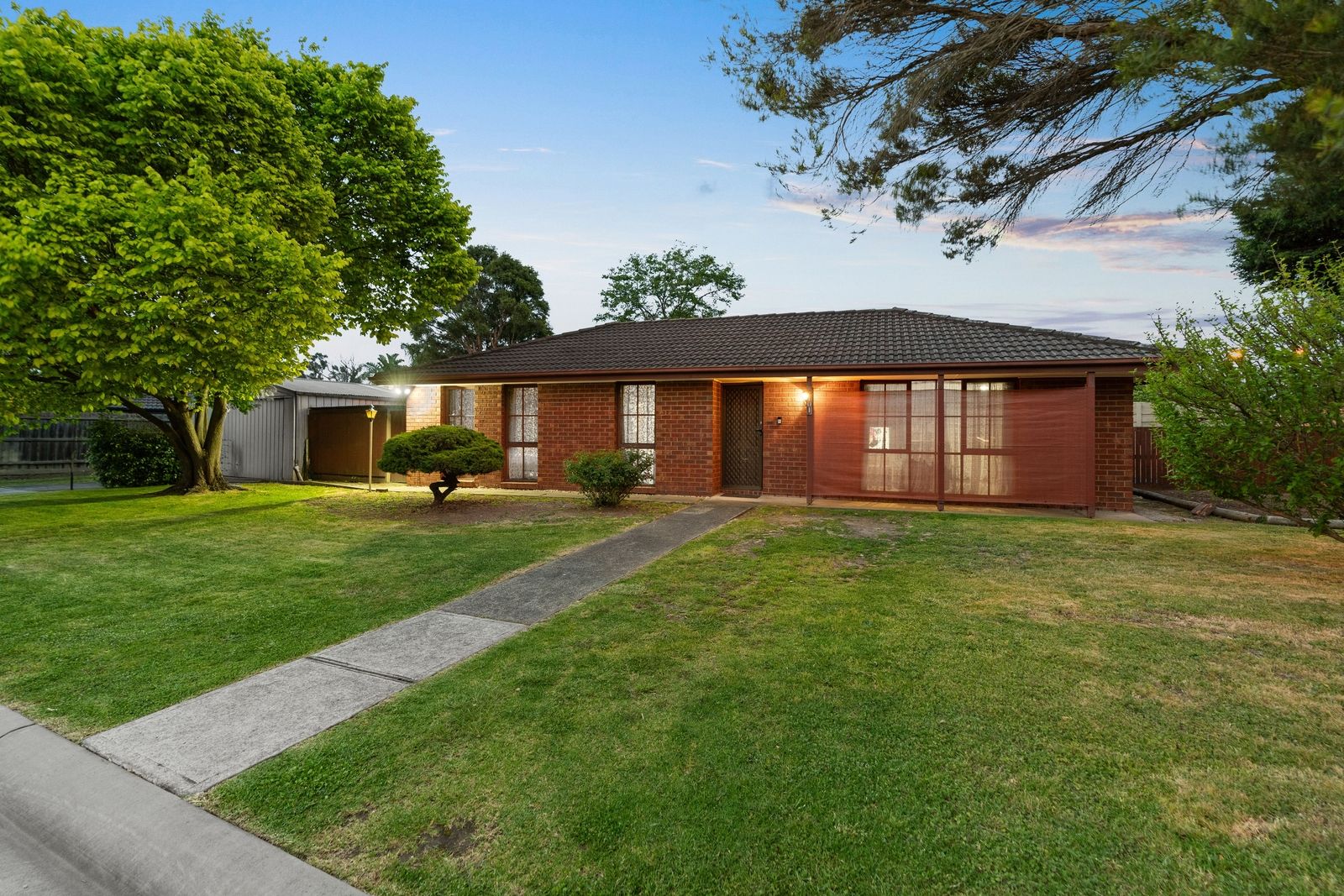 101 Hallam Road, Hampton Park VIC 3976, Image 2